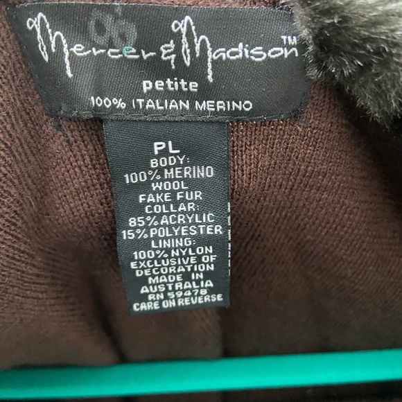 Mercer & Madison size PL 100% Merino Wool with Fake Fur Removable Collar, Brown - Picture 5 of 9